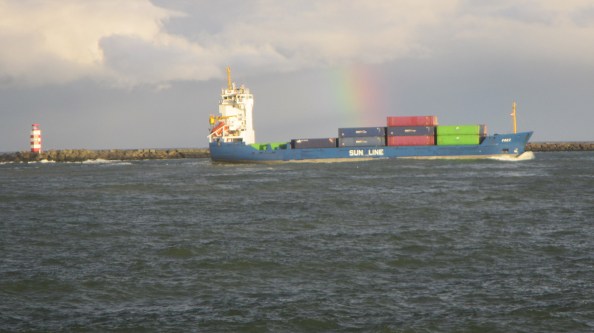 IMG_1164-boot-regenboog